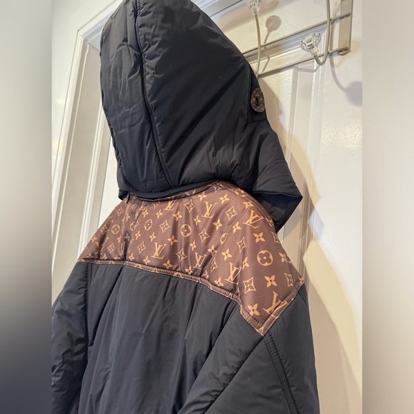 Louis Vuitton Cropped Monogram Jacket - Picture 8 of 14